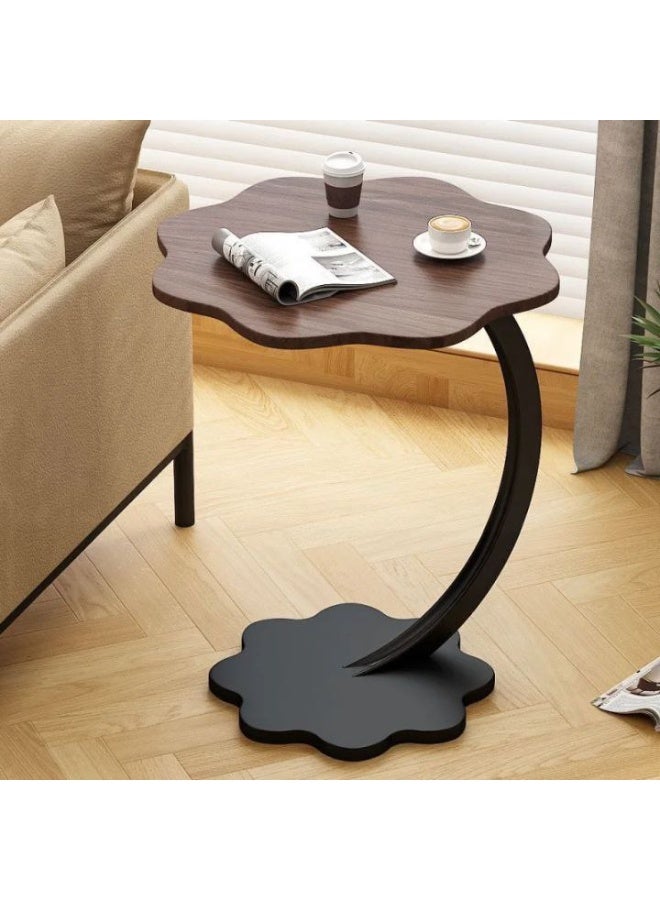 NAMA A modern rose-shaped side table with an elegant round top and sturdy metal legs = chic style - Image 3